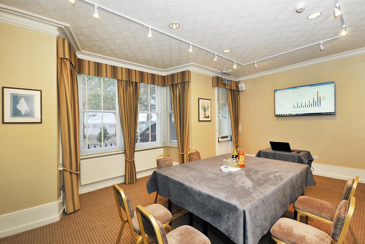 Ardington Hotel Γουόρδινγκ Εξωτερικό φωτογραφία